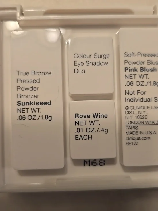 Clinique White and Silver Makeup Set Of 3 Items- Compact & Mirror Case - Picture 5 of 7